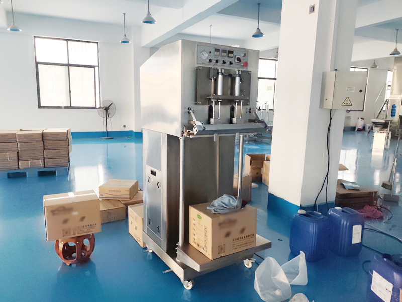 立式真空包裝封口機(jī)實(shí)拍