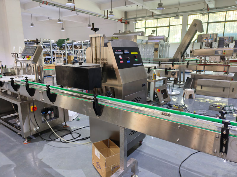 塑料瓶鋁箔封口機實拍