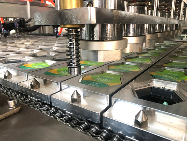 星火食品封口機(jī)設(shè)備展示